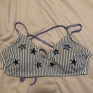 Purple and navy striped bikini top sz L